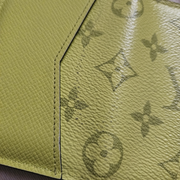 Louis Vuitton Taigarama Pocket Organizer NM Yellow - Picture 12 of 12